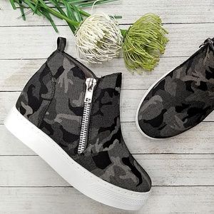 Shoes - New Black Camouflage Hidden Wedge Sneakers Shoes - New Black Camouflage Hidden Wedge Sneakers